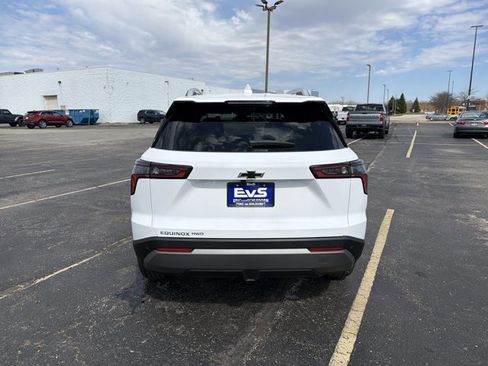 New 2026 Chevrolet Equinox LT image 6
