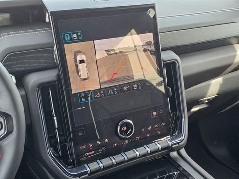 New 2026 GMC Yukon AT4 Ultimate AWD/4WD image 30