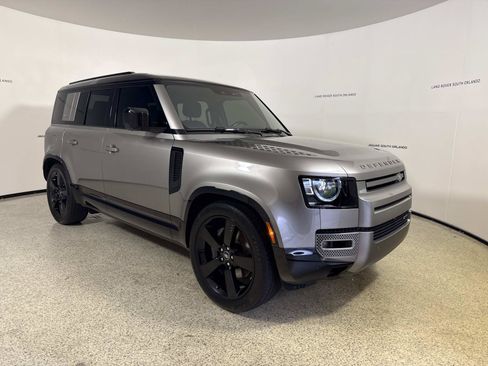 Used 2022 Land Rover Defender 110 X-Dynamic HSE AWD/4WD image 7