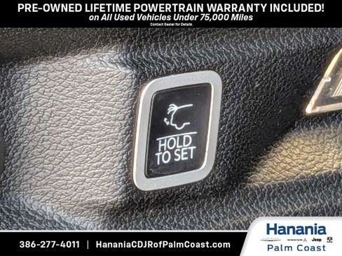 Used 2021 Jeep Grand Cherokee L Overland w/ Advanced Protech Group III AWD/4WD image 15