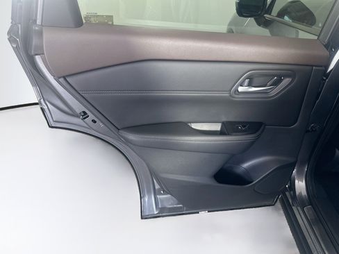 Used 2023 Nissan Rogue SL FWD image 27