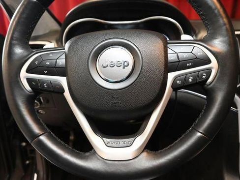 Used 2018 Jeep Grand Cherokee Summit image 17