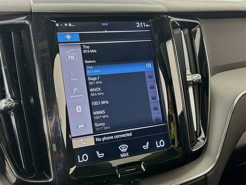 Used 2019 Volvo XC60 T6 R-Design w/ Protection Package Premier image 16