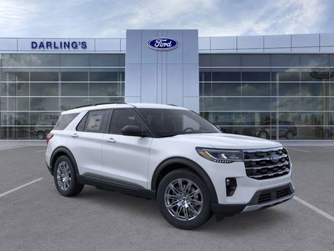 New 2026 Ford Explorer Active w/ Active Comfort Package image 7