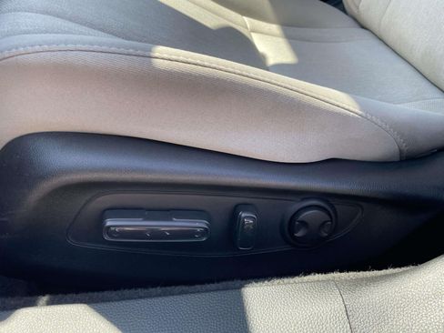 Used 2023 Honda Accord EX image 13