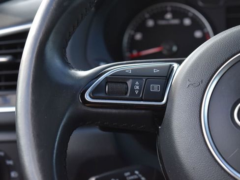 Used 2017 Audi Q3 2.0T Prestige w/ Prestige Package image 19