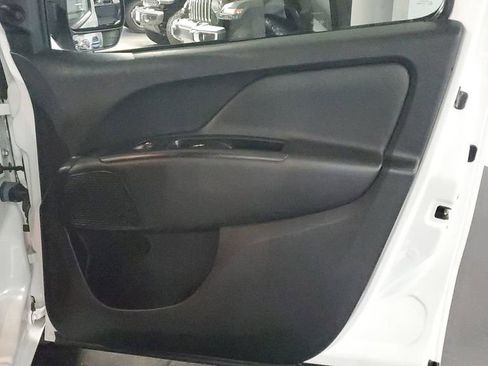 Used 2019 RAM ProMaster City Tradesman image 16