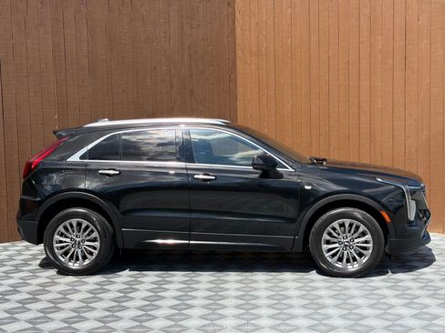 Used 2025 Cadillac XT4 Premium Luxury FWD image 15