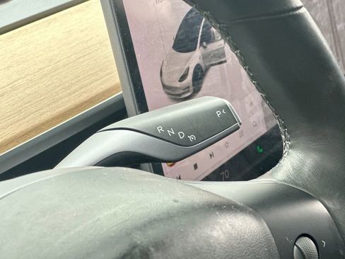 Used 2018 Tesla Model 3 Long Range image 18