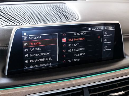 Used 2020 BMW 750i xDrive w/ Executive Package image 29