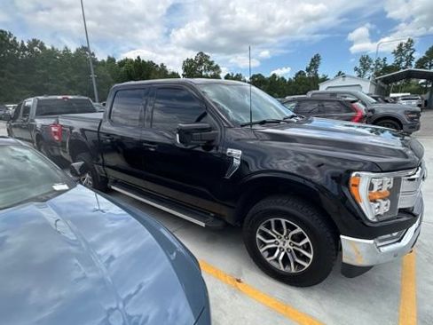 Used 2021 Ford F150 Lariat w/ Trailer Tow Package AWD/4WD image 4