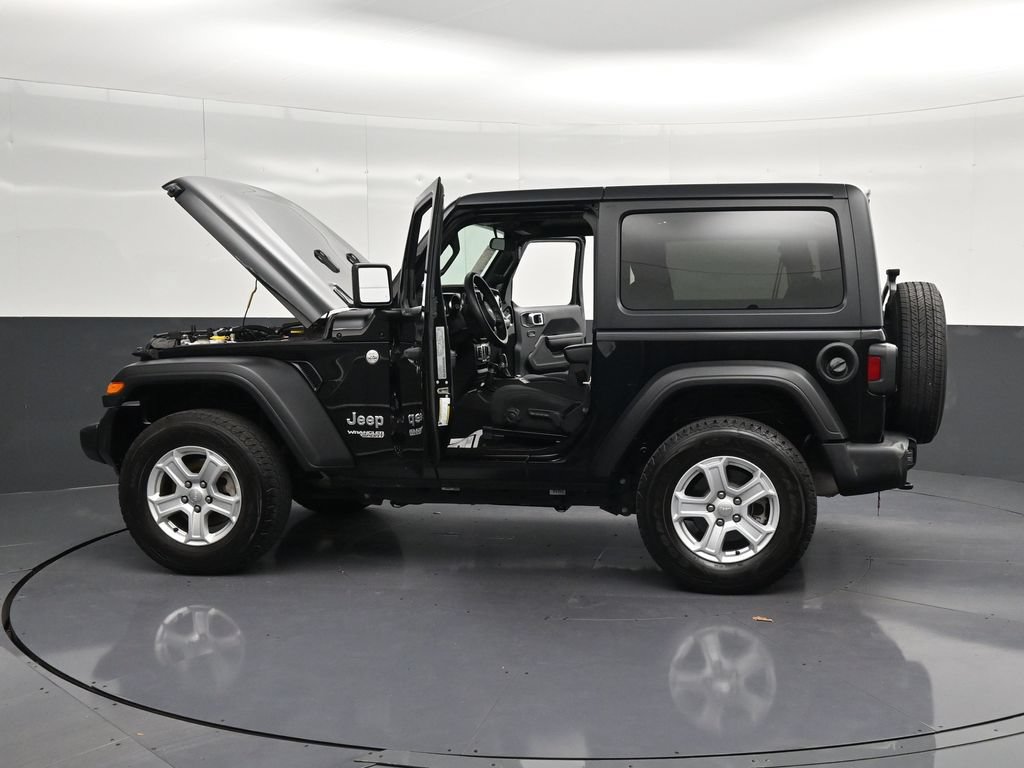Used 2021 Jeep Wrangler Sport AWD/4WD image 38