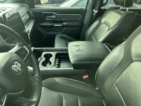 Used 2021 RAM 1500 Laramie w/ Sport Appearance Package image 9
