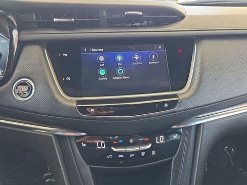 Used 2023 Cadillac XT5 Luxury FWD image 13