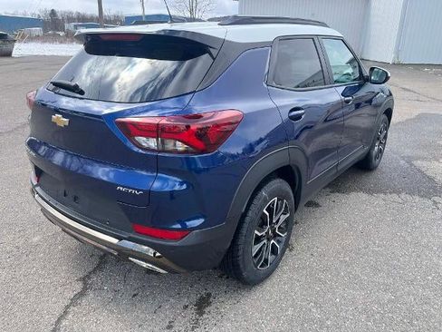 Used 2023 Chevrolet TrailBlazer ACTIV w/ Sun and Liftgate Package image 7