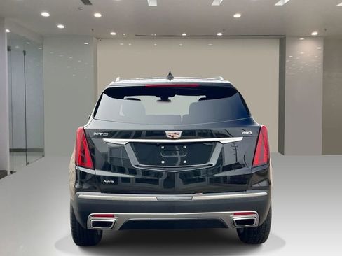 Used 2023 Cadillac XT5 Premium Luxury w/ LPO, Floor Liner Package AWD/4WD image 5