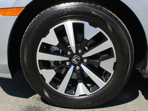 Used 2025 Honda Odyssey EX-L image 6