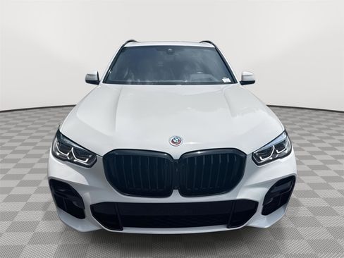 Used 2023 BMW X5 M50i w/ Executive Package AWD/4WD image 3