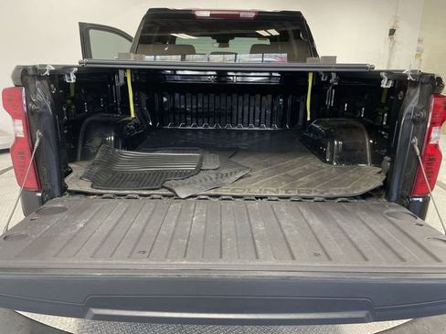 Used 2024 Chevrolet Silverado 1500 LT image 25