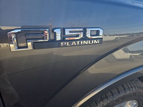 Used 2019 Ford F150 Platinum w/ Equipment Group 701A Luxury image 44