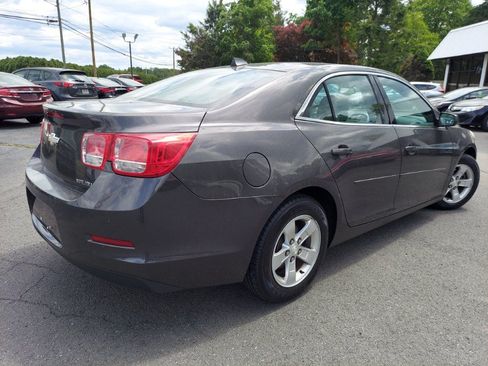 Used 2013 Chevrolet Malibu LS w/ Protection Package FWD image 4