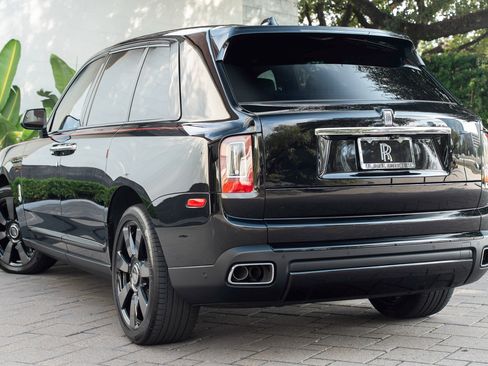 Certified 2023 Rolls-Royce Cullinan w/ Dark Exterior Package image 48