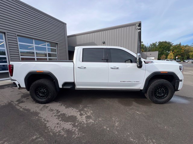 Used 2024 GMC Sierra 2500 Denali w/ Denali Reserve Package AWD/4WD image 4