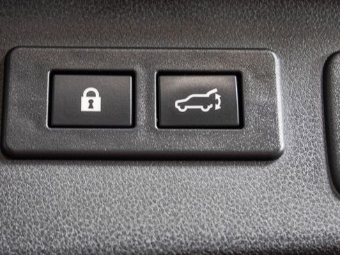 Used 2025 Subaru Forester Sport w/ Popular Package #2 image 40