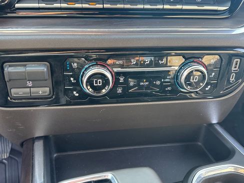 Used 2023 GMC Sierra 1500 SLT w/ SLT Premium Plus Package image 22