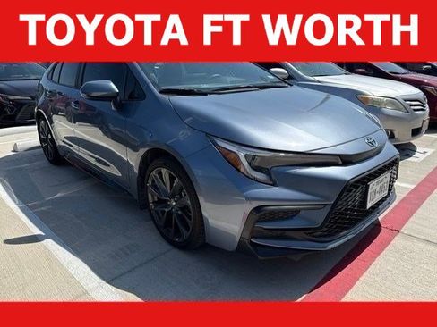 Used 2025 Toyota Corolla SE w/ SE Premium Package FWD image 1