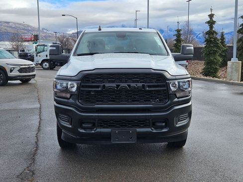 Used 2024 RAM 2500 Tradesman w/ Convenience Group image 9