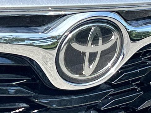 Used 2020 Toyota Highlander Limited AWD/4WD image 11
