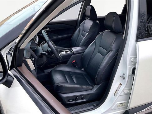 Used 2023 Nissan Rogue SL w/ SL Premium Package image 25