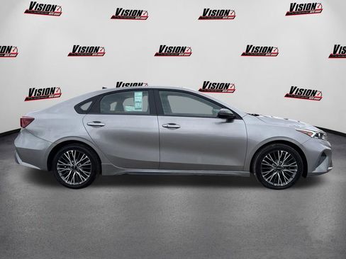 Certified 2023 Kia Forte GT-Line image 4