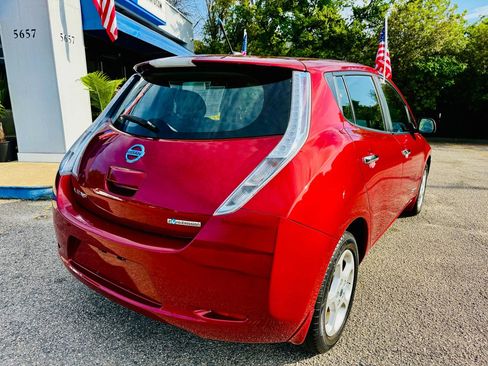 Used 2013 Nissan Leaf SV w/ LED & Quick Charge Pkg image 8