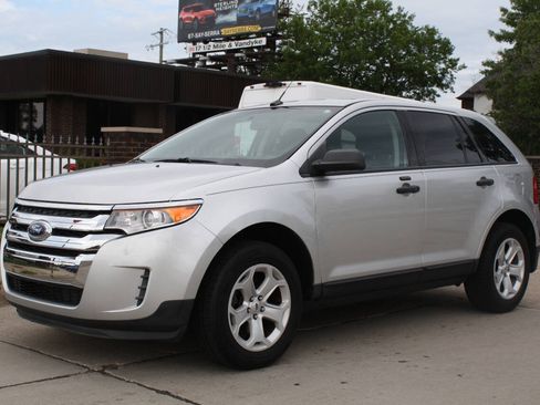 Used 2013 Ford Edge SE AWD/4WD image 2