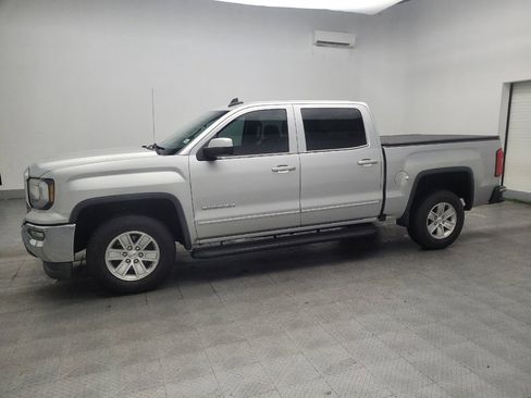 Used 2018 GMC Sierra 1500 SLE w/ SLE Value Package RWD image 2