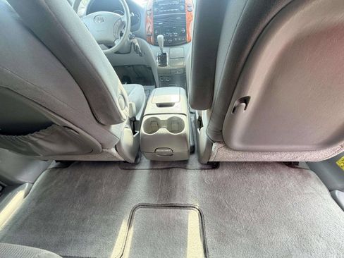 Used 2008 Toyota Sienna FWD image 28