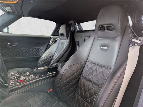 Used 2015 Mercedes-Benz SLS AMG GT Final Edition image 15
