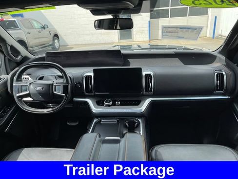 Used 2025 Ford Expedition Tremor AWD/4WD image 35