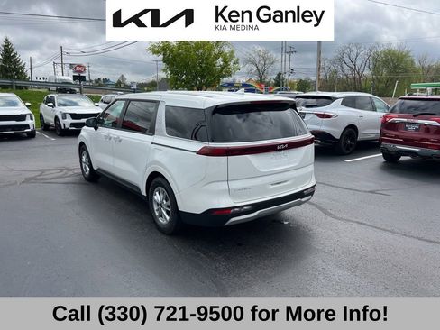 Used 2024 Kia Carnival LX FWD image 15
