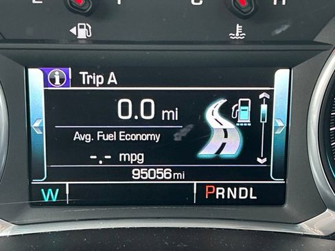 Used 2018 Chevrolet Equinox Premier FWD image 23