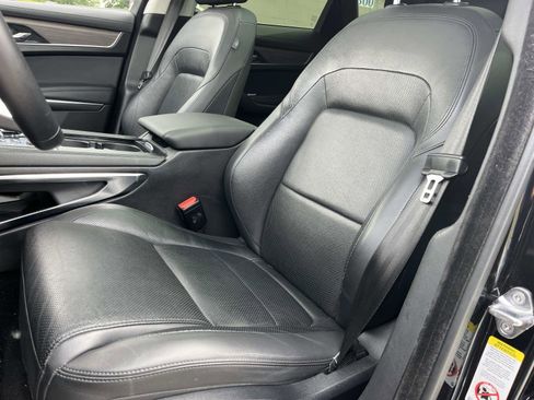 Used 2021 Jaguar F-PACE S AWD/4WD image 23