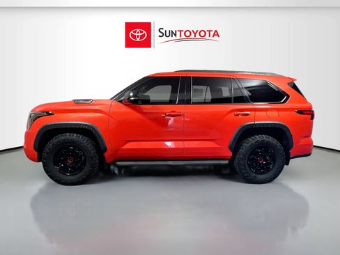 Used 2023 Toyota Sequoia TRD Pro AWD/4WD image 7