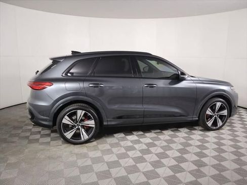 New 2025 Audi SQ5 Premium Plus image 4