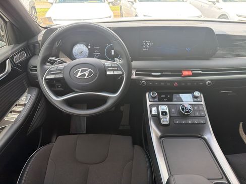 Certified 2025 Hyundai Palisade Calligraphy AWD/4WD image 24