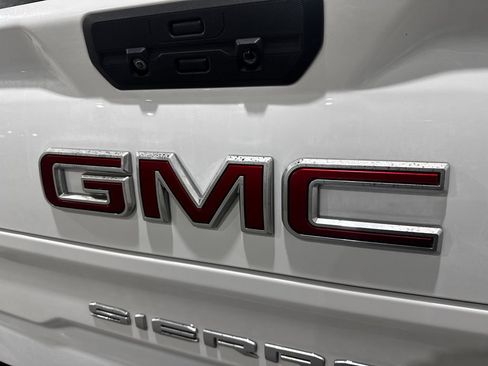 Used 2020 GMC Sierra 1500 AT4 w/ AT4 Premium Package image 38