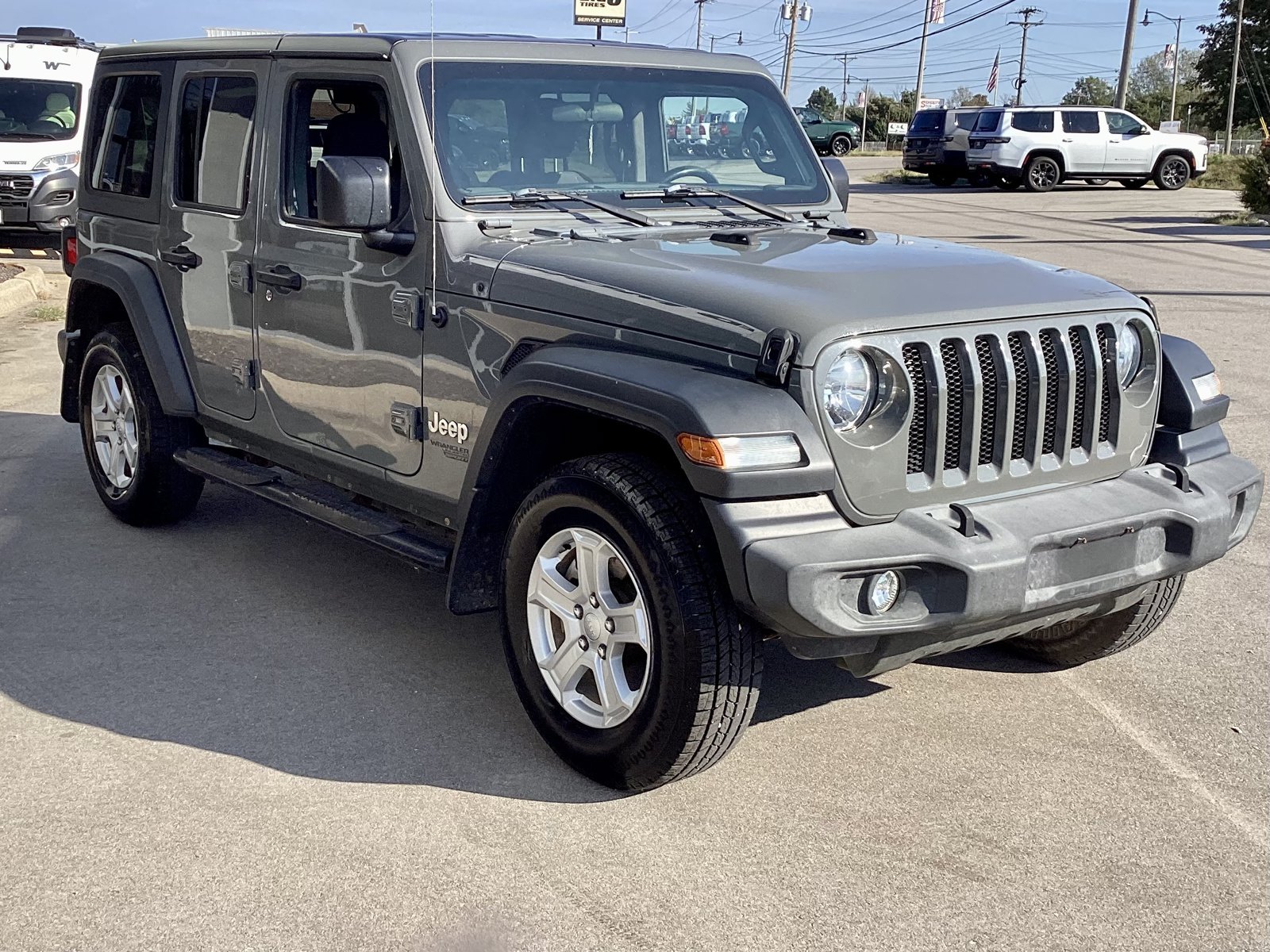 Used 2018 Jeep Wrangler Unlimited Sport S AWD/4WD image 4