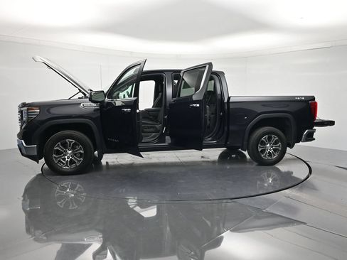 Certified 2025 GMC Sierra 1500 SLT AWD/4WD image 47