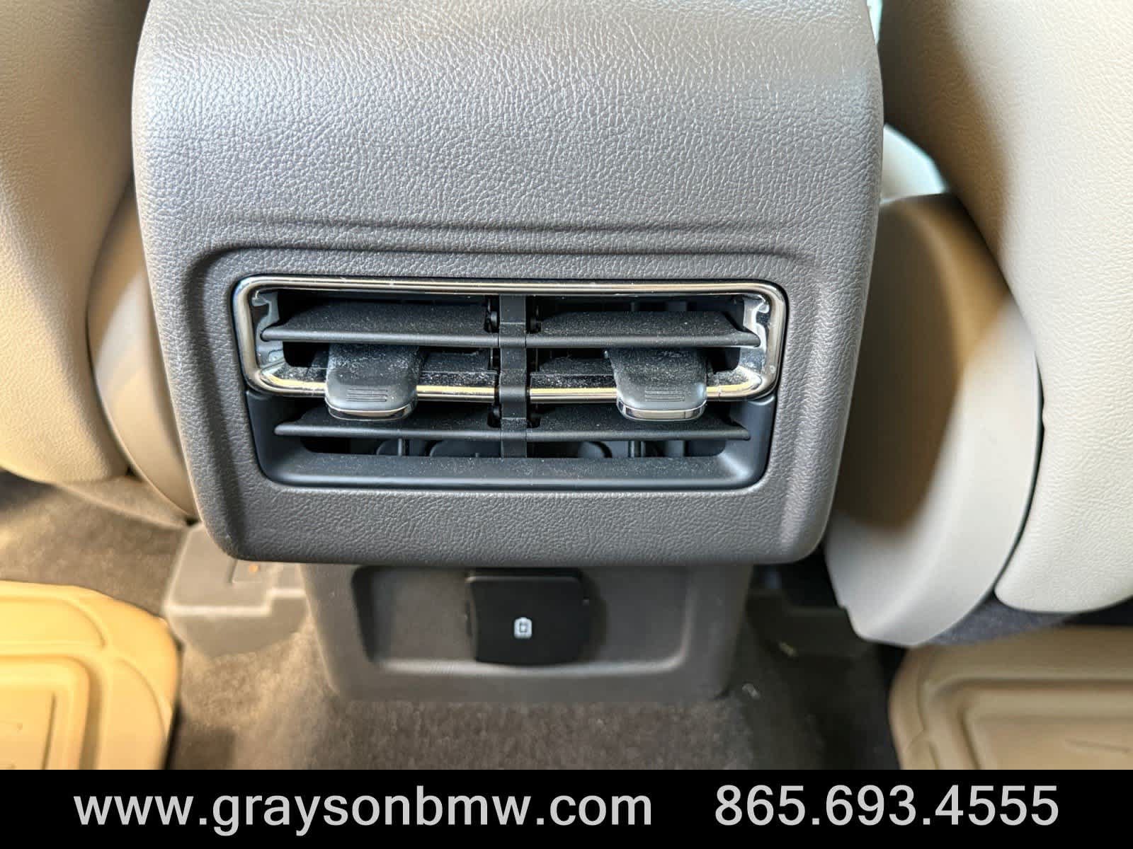 Used 2020 Lincoln Corsair FWD w/ Premium Package image 17
